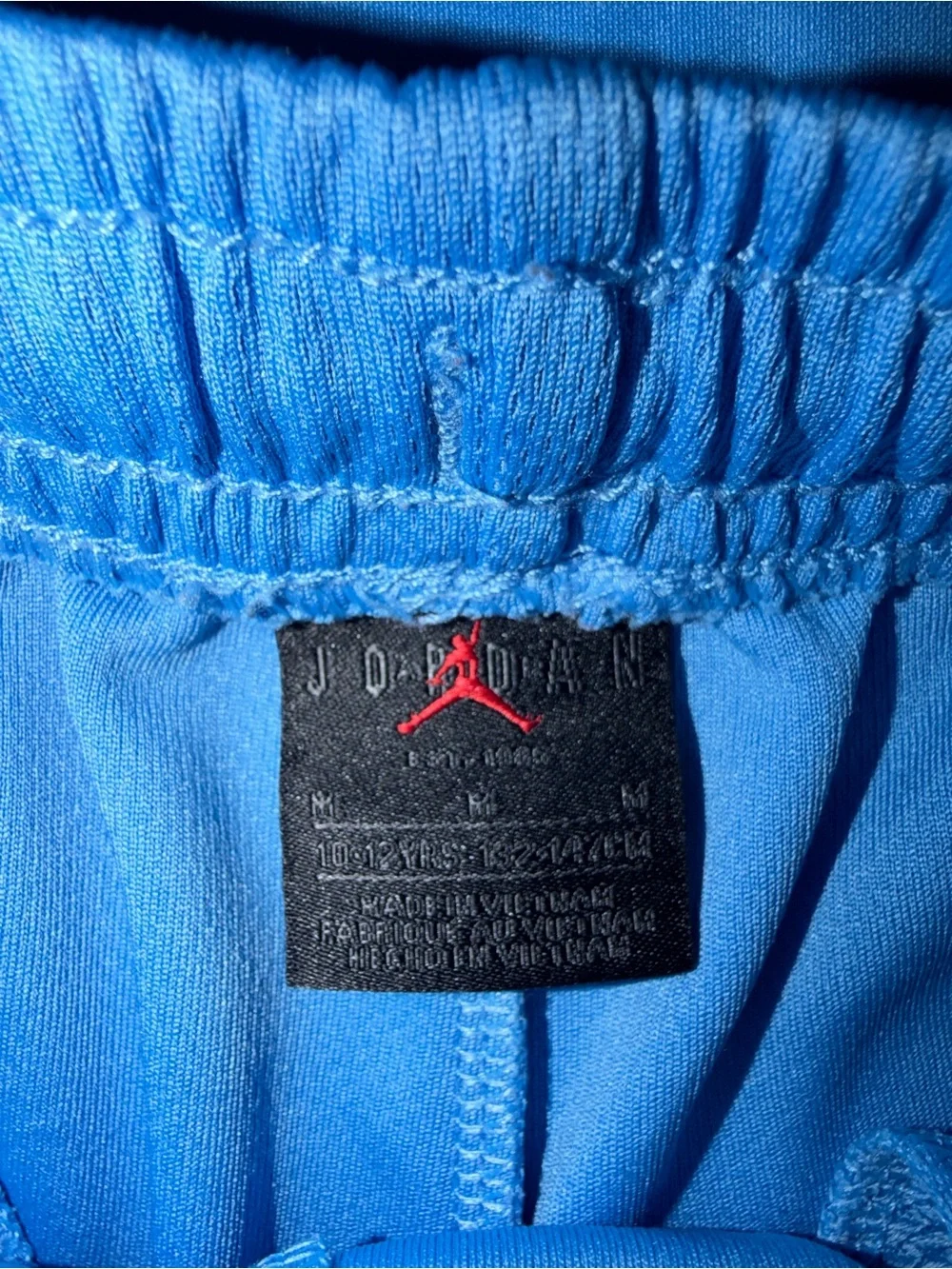 Boys Jordan dri-fit short set sz medium